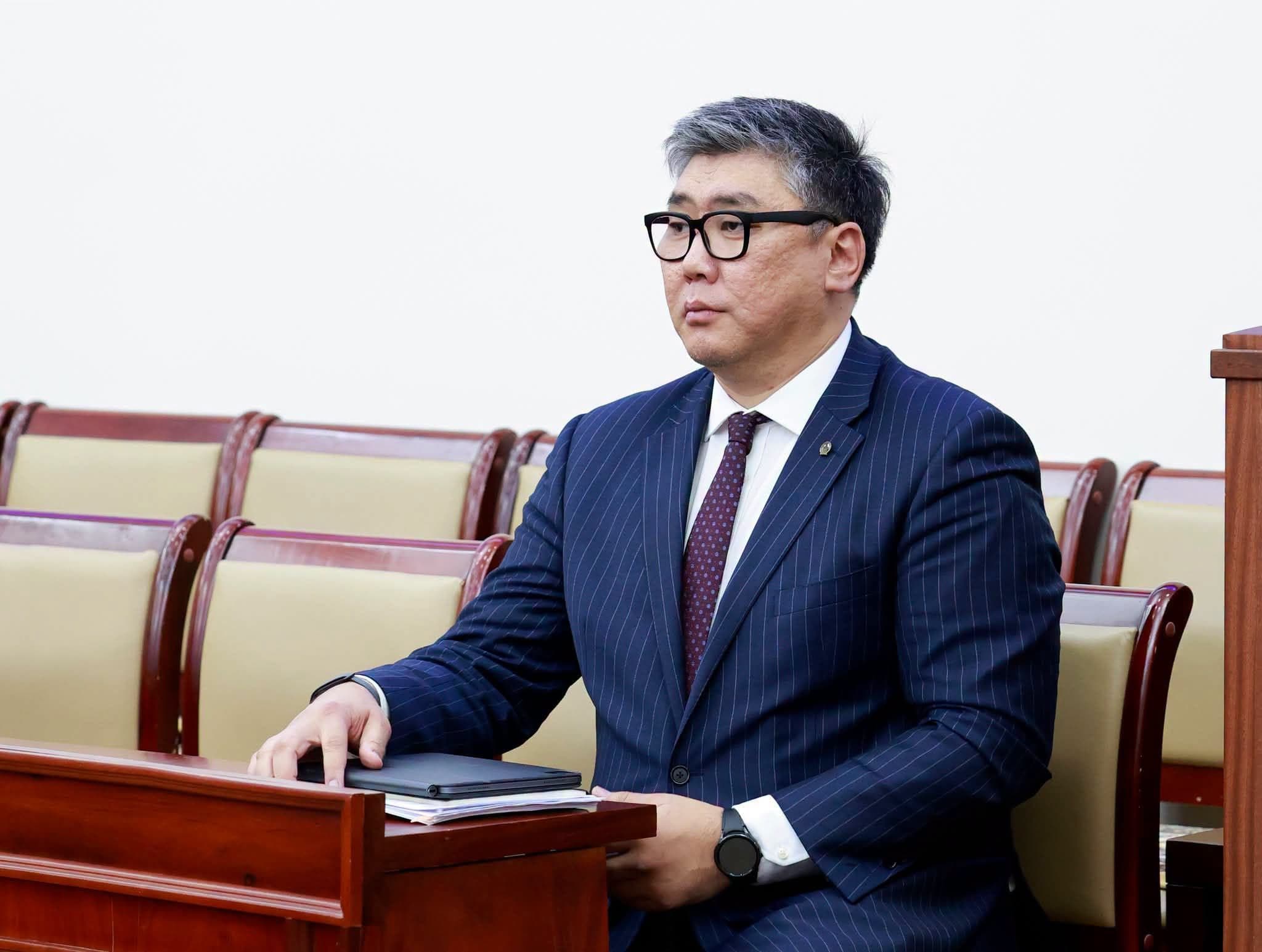 УИХ Э.Анарыг Монголбанкны Тэргүүн дэд Ерөнхийлөгчөөр томиллоо