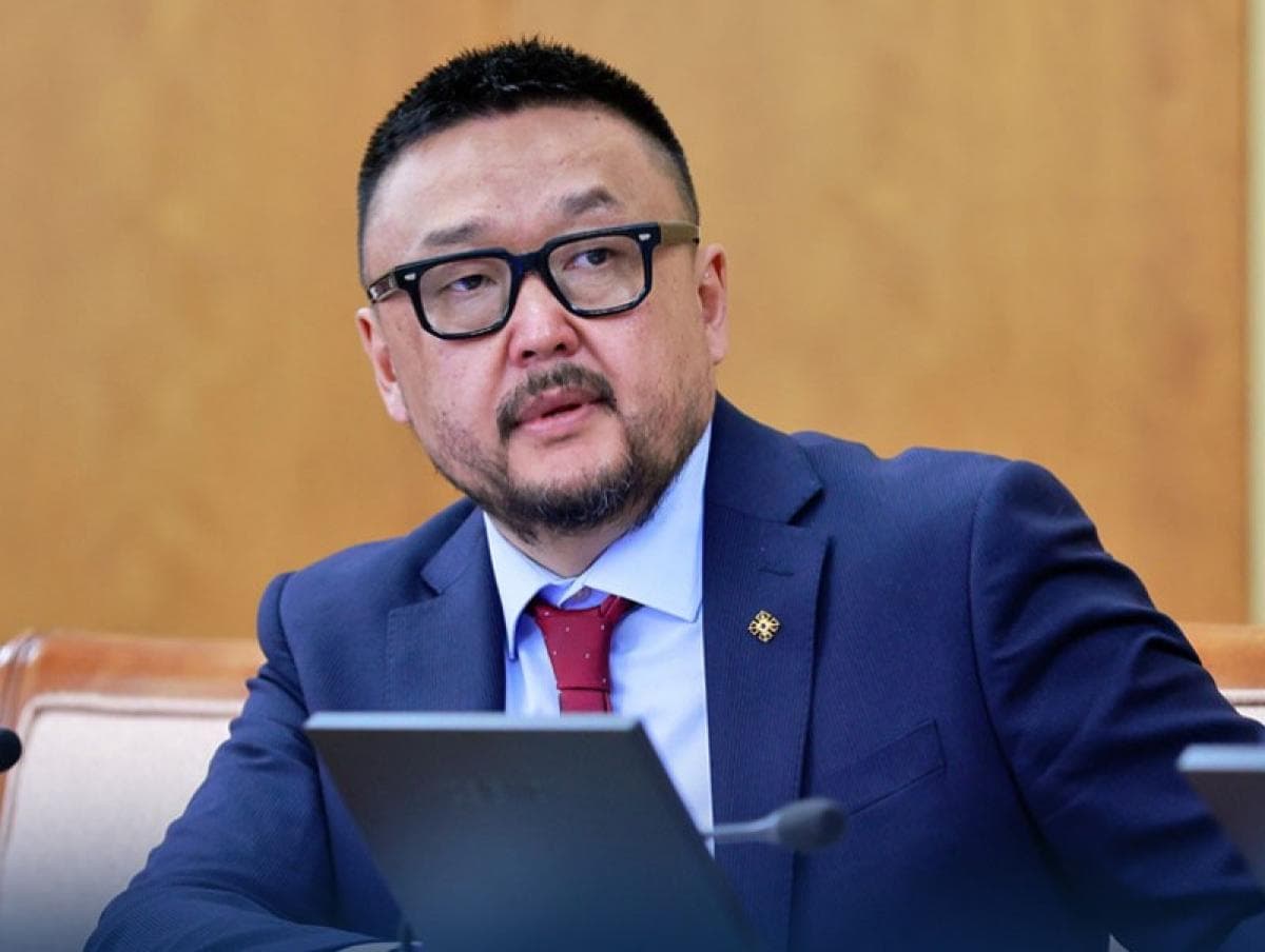 З.Мэндсайхан: Улсын төсөв 2.1 их наяд төгрөгийн алдагдалтай гарч, зардлыг эрэмбэлэн хэмнэнэ